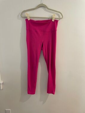 Bright pink Gap leggings